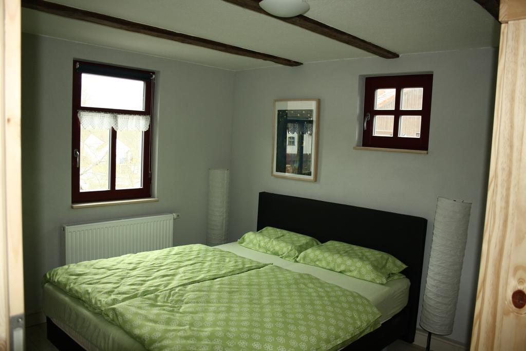 Cafe Landart Im Thueringer Finistere Apartment Plaue  ห้อง รูปภาพ